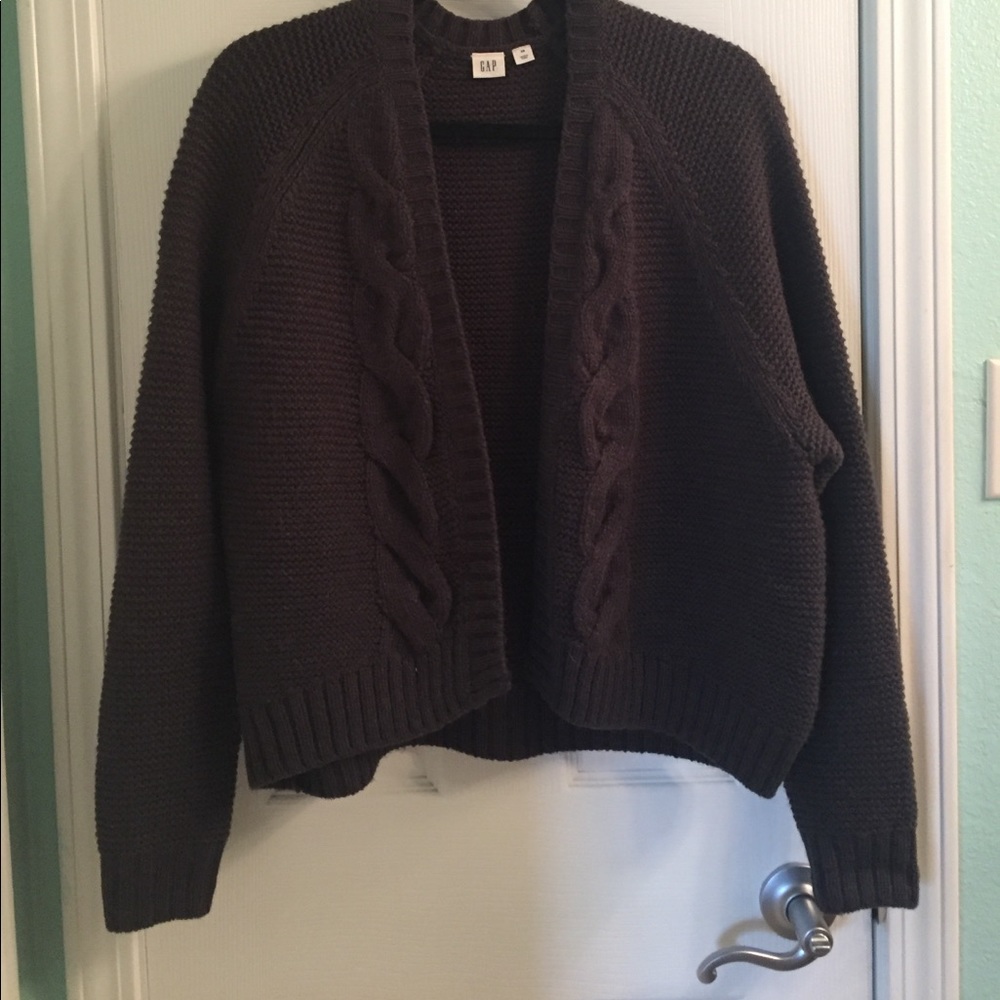 Nwot gap shrug grey