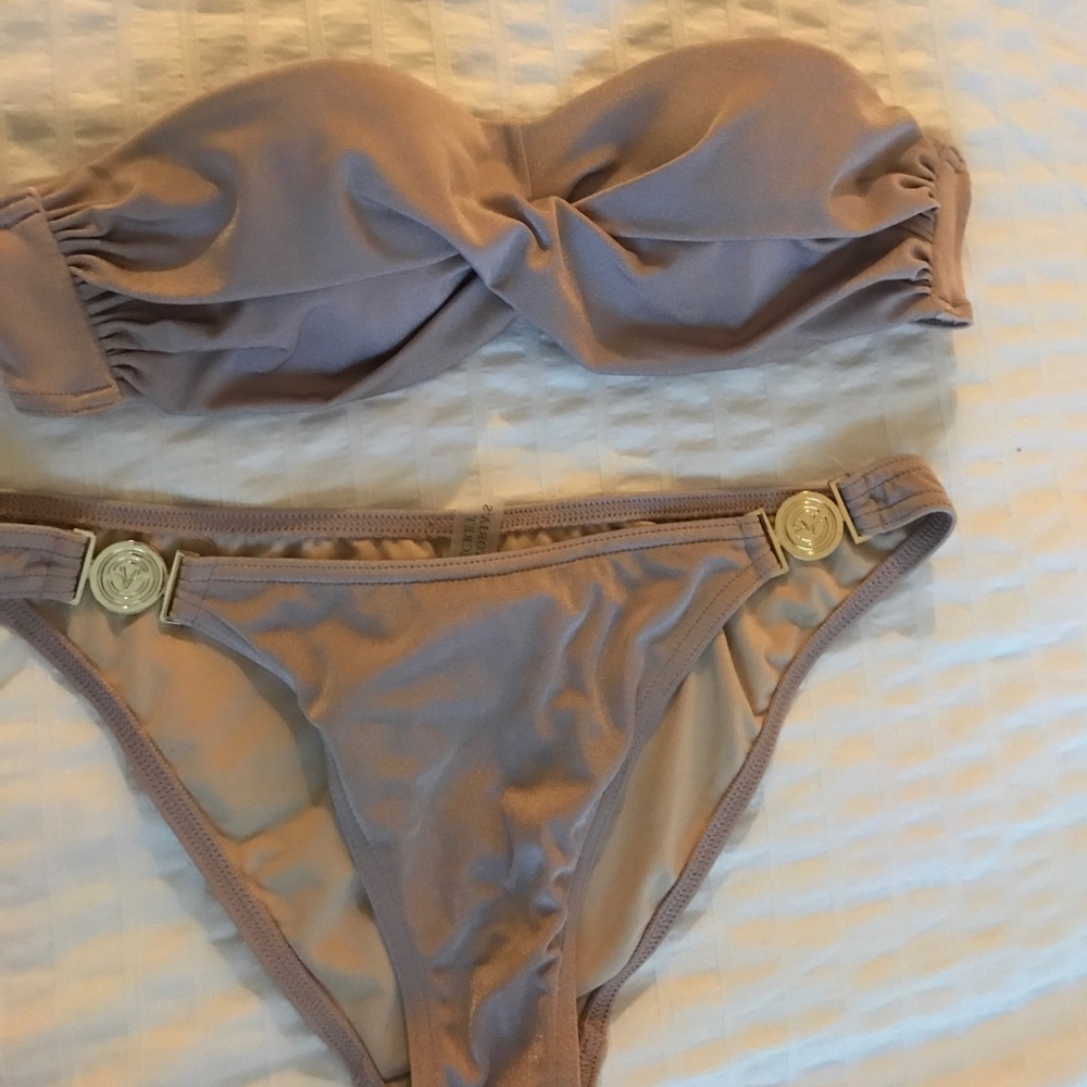 VS champagne bikini