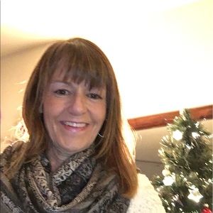 Meet your Posher, Karin