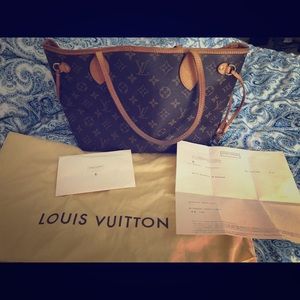 💯 Authentic Louis Vuitton Neverfull tote PM