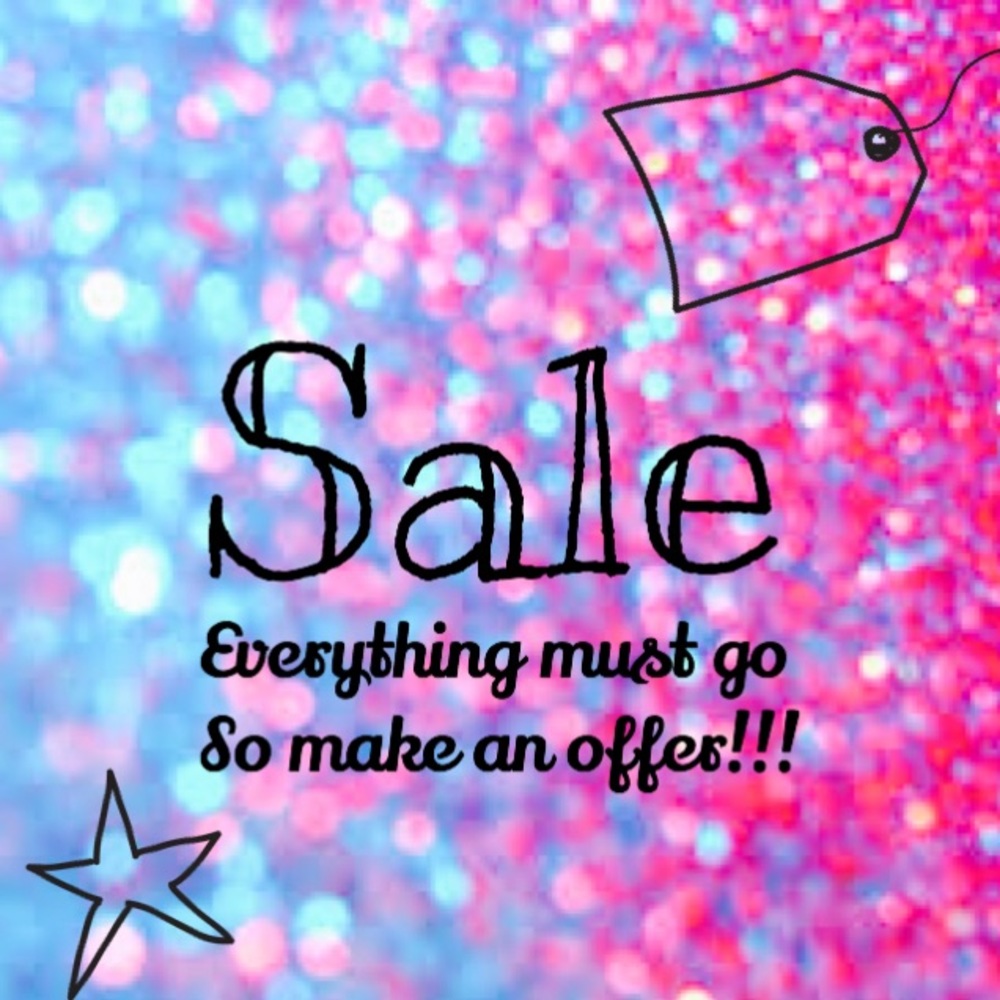ALL ITEMS LOWERED! FULL CLOSET SALE