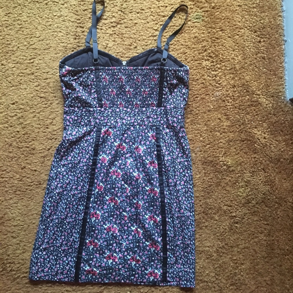 Medium G by Guess floral party dress - Picture 4 of 4