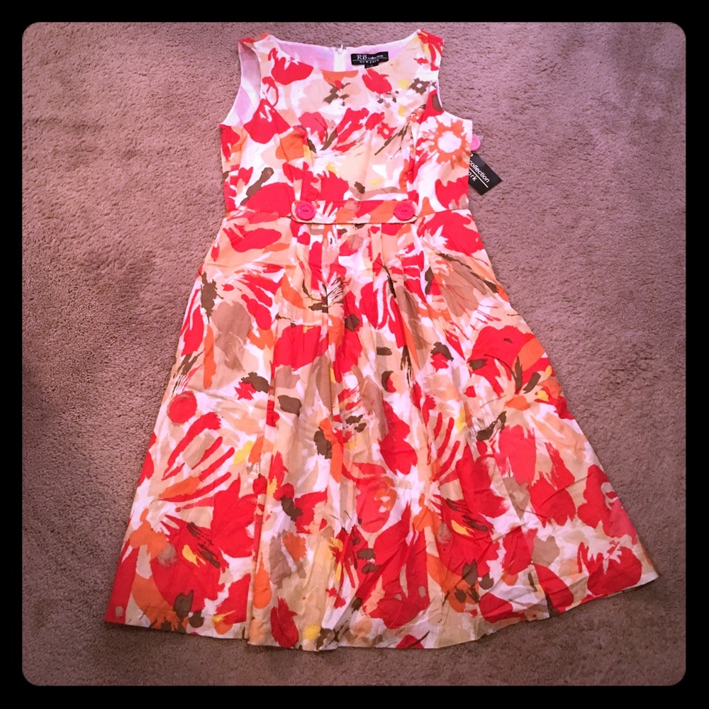 🎉SALE🎉NWT Floral puff party dress