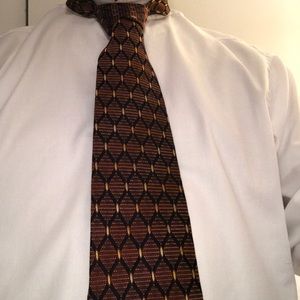 Jos A Bank Tie 100% silk signature series