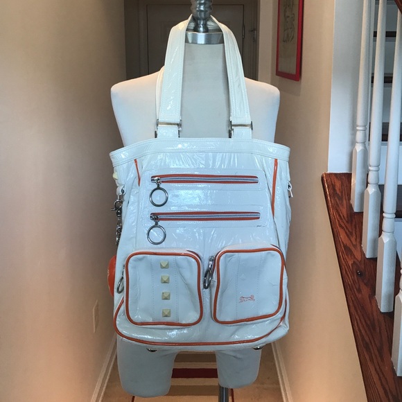 SOLD_ Le Tigre Cream colored Tote. 😘😘 - Picture 4 of 8