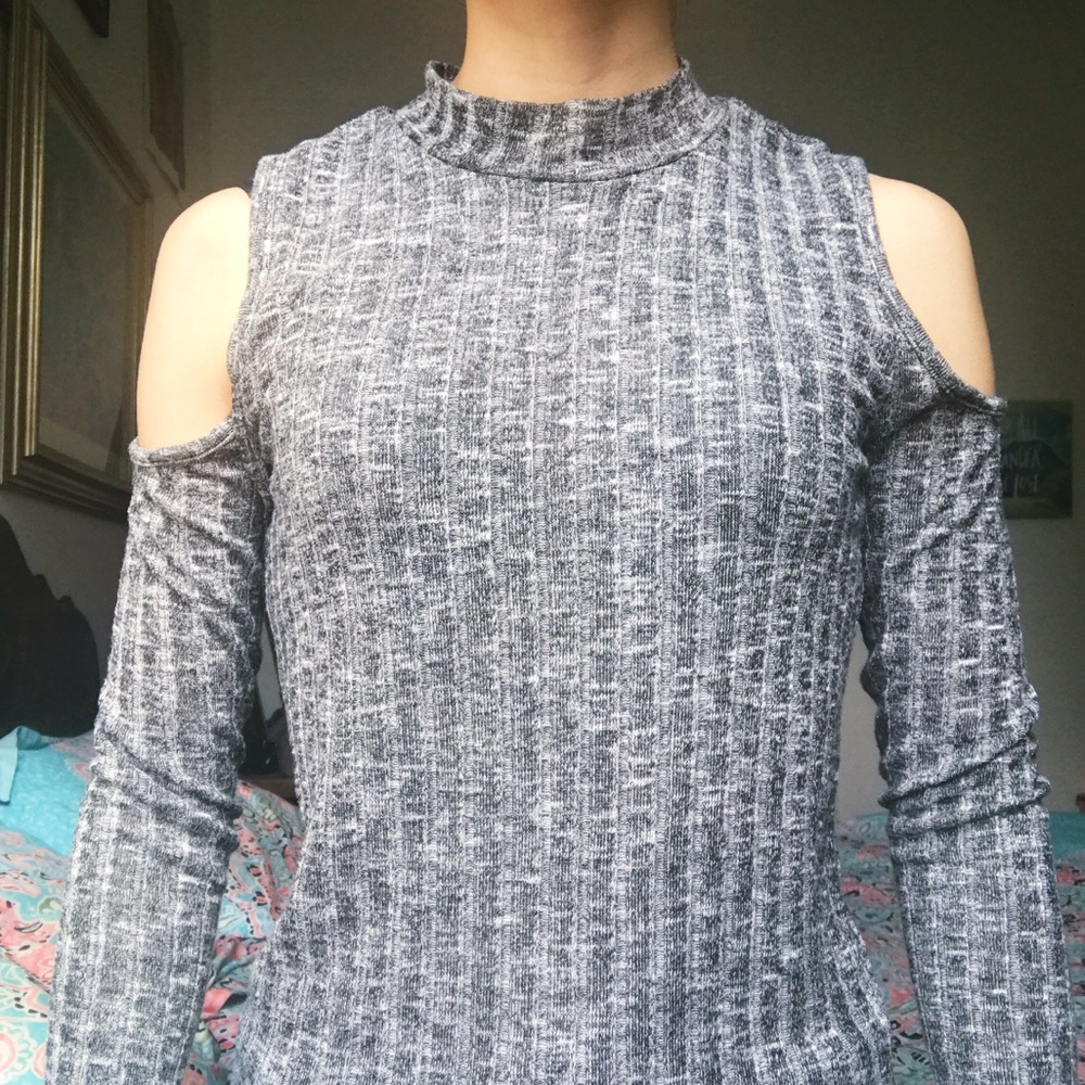 Grey off the shoulder AE top