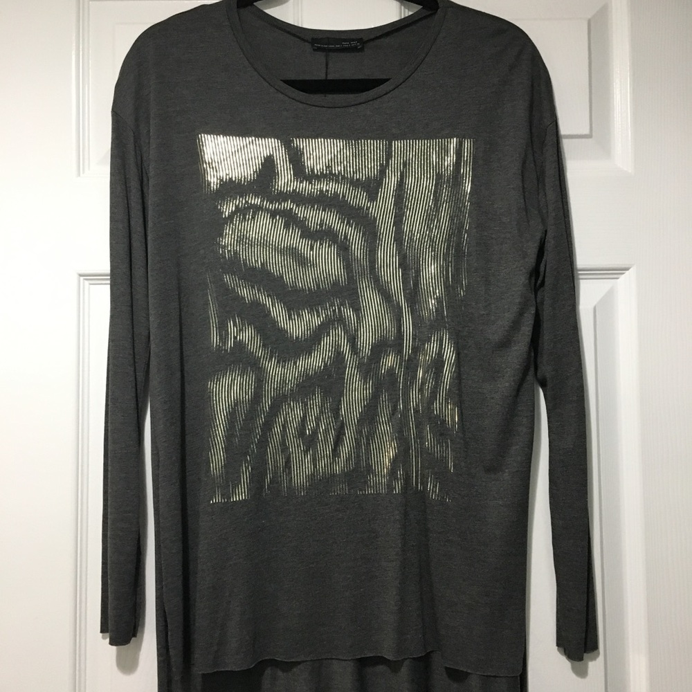 ***Zara gray long sleeve top w/silver foil design S