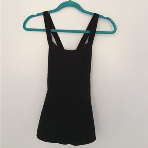 Black Lululemon top!