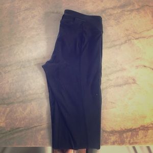 Lululemon Black Crop pants