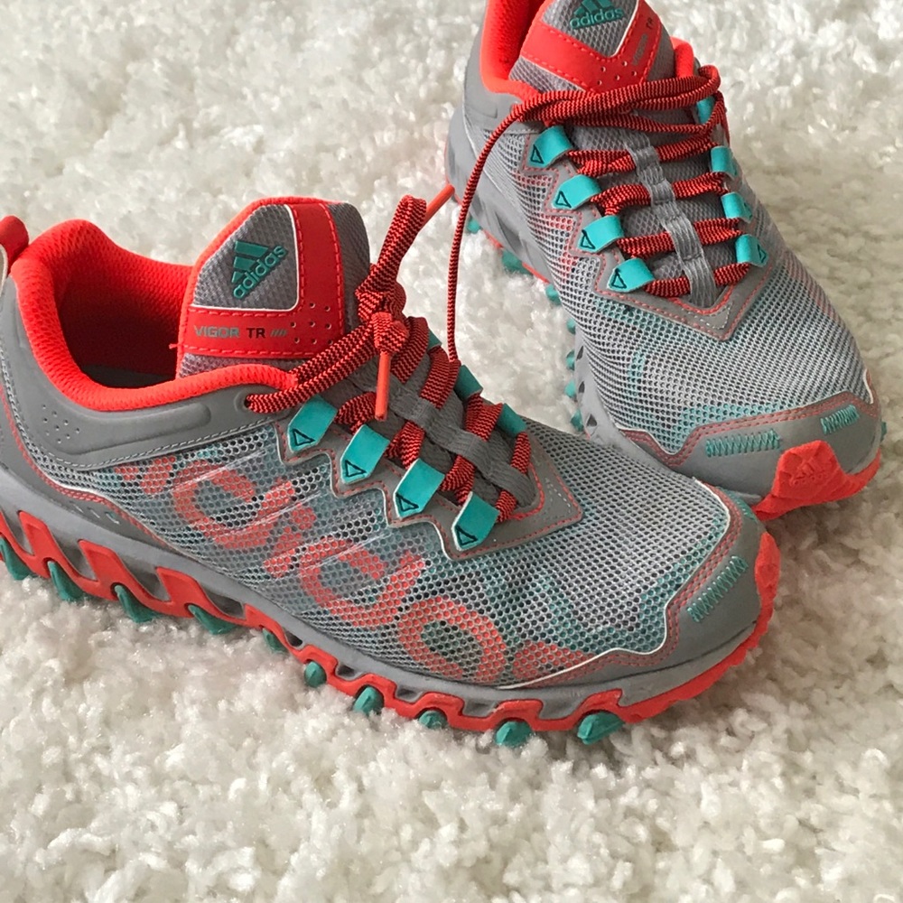 Adidas tennis shoes