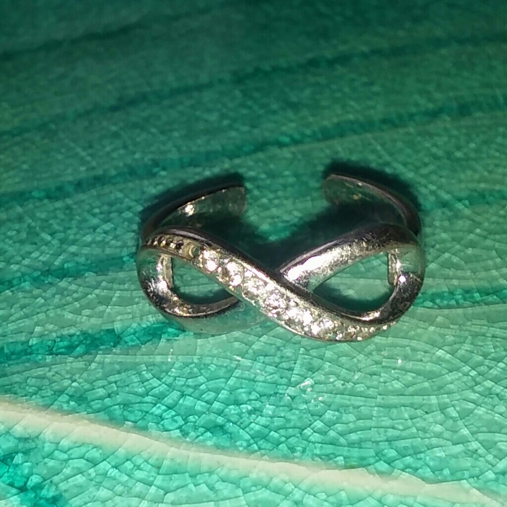 Infinity sterling silver toe ring