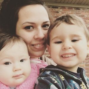 Meet your Posher, Mona