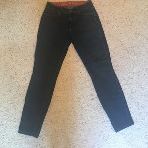 Cookie Johnson- Joy Legging