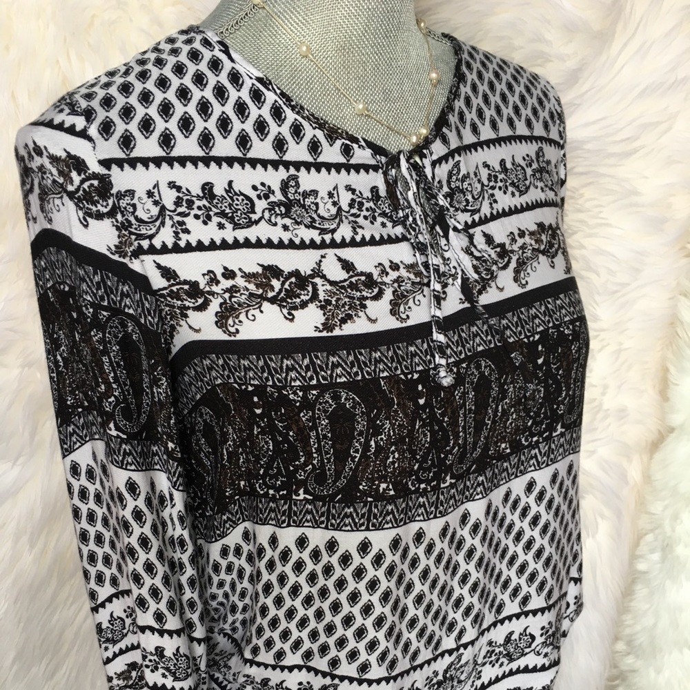 Black & white paisley print boho women's top sexy - Picture 8 of 8