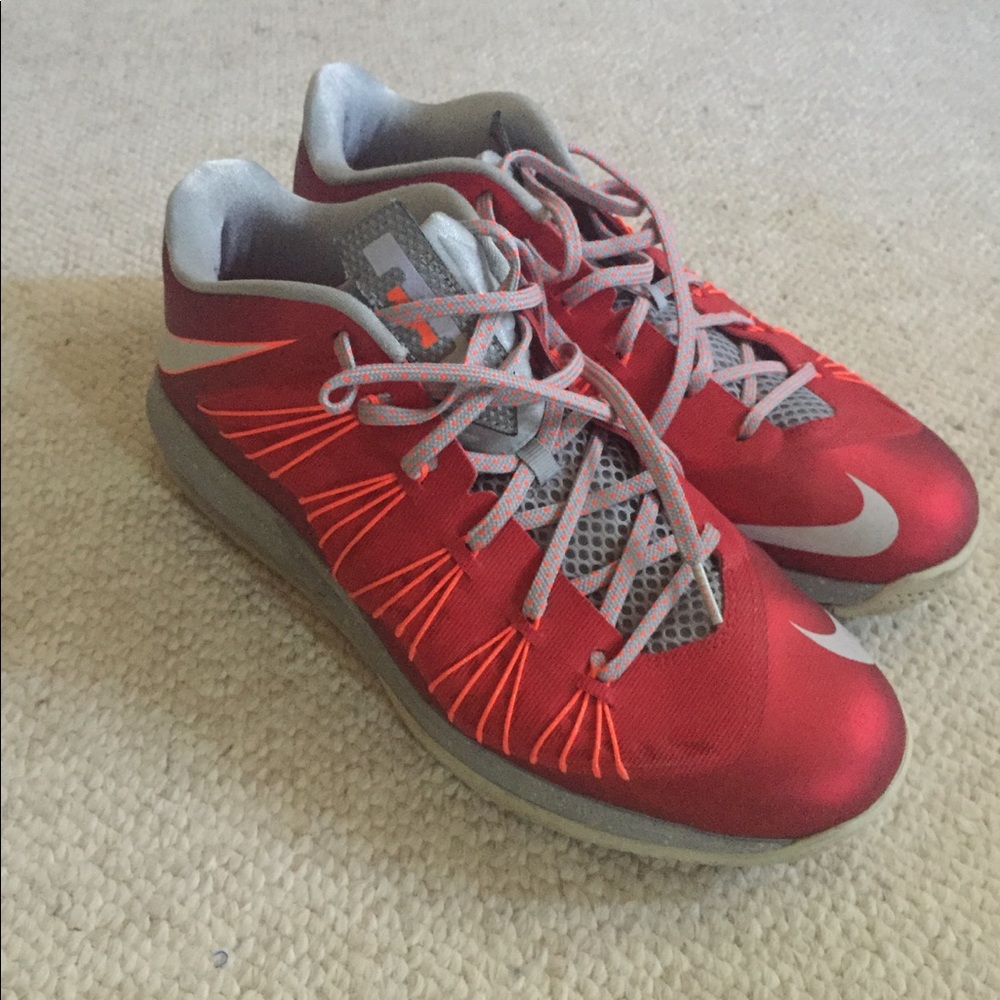 Nike Lebron X low