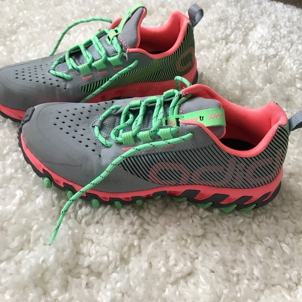 Adidas tenis shoes