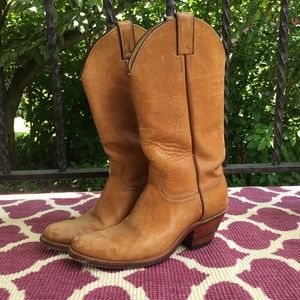 Authentic Vintage Justin Cowboy Boots