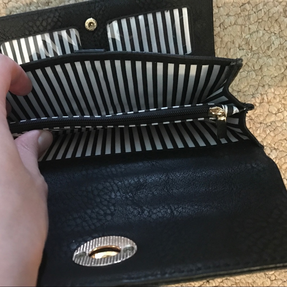 Charming Charlie Wallet - Picture 3 of 3