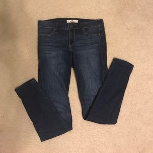 Hollister jeans HARDLY WORN