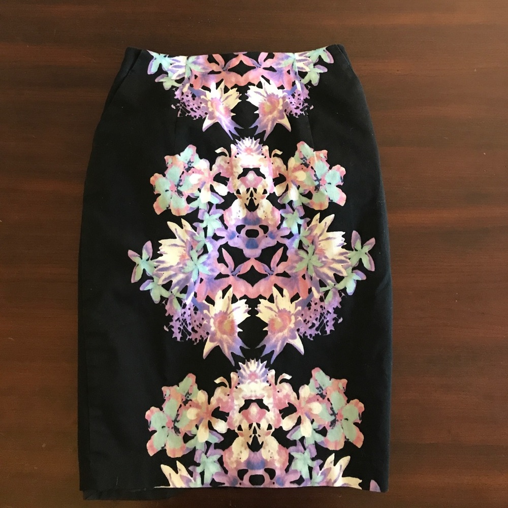Missimo floral pencil skirt