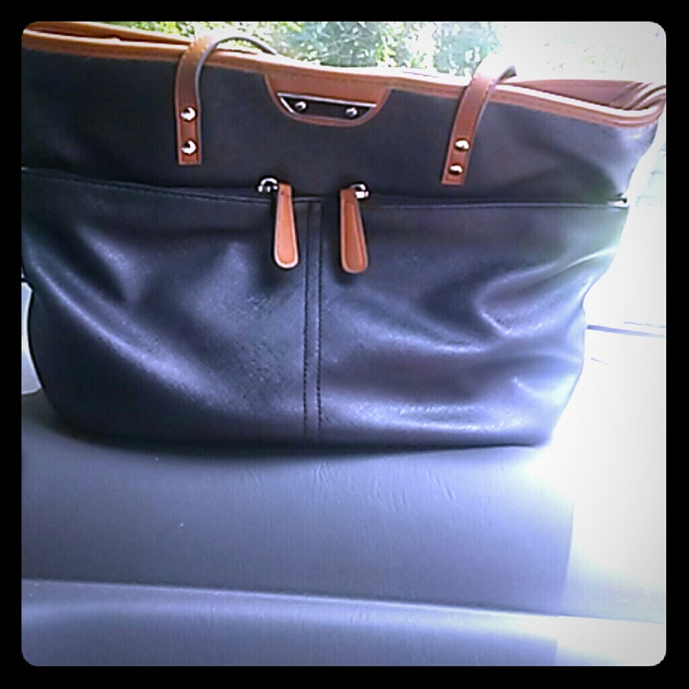 A brand of safari bags brands