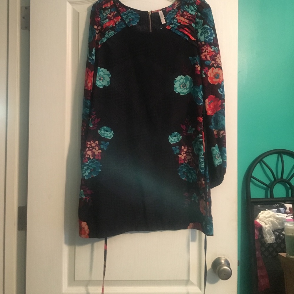 Floral long sleeve dress