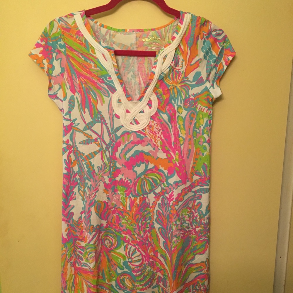 EUC Size small scuba to Cuba Brewster dress