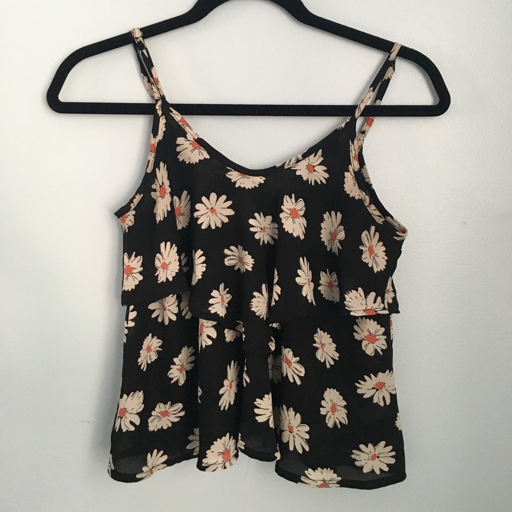 ASTR Nordstrom brand sunflower top‼️