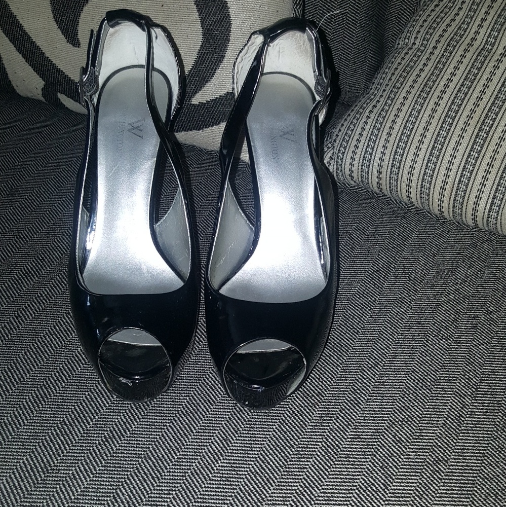 Black heels w/platform