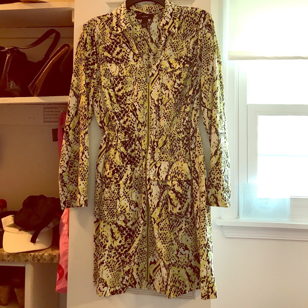 Alfani black/yellow zip-up dress