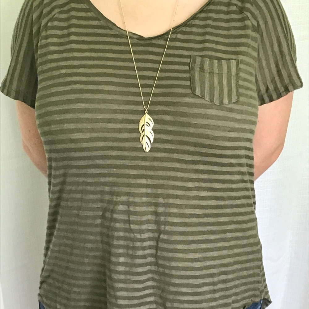 ⚡️CLEARANCE⚡️Olive Green Plus Size T-shirt.