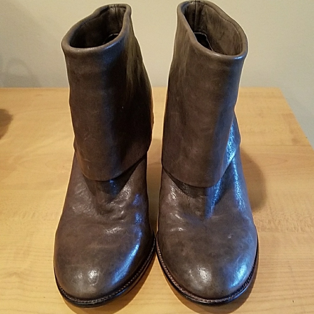 SOLD - Vince Camuto Boot