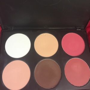 Bh cosmetics contour and blush pallet