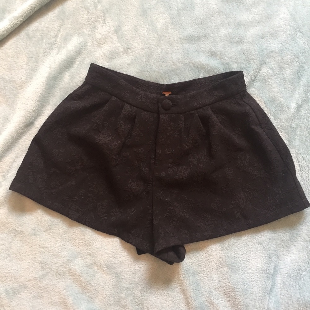 Like new free people shorts!