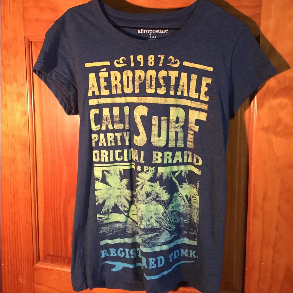 Aeropostale Women's Surf Themed T-Shirt