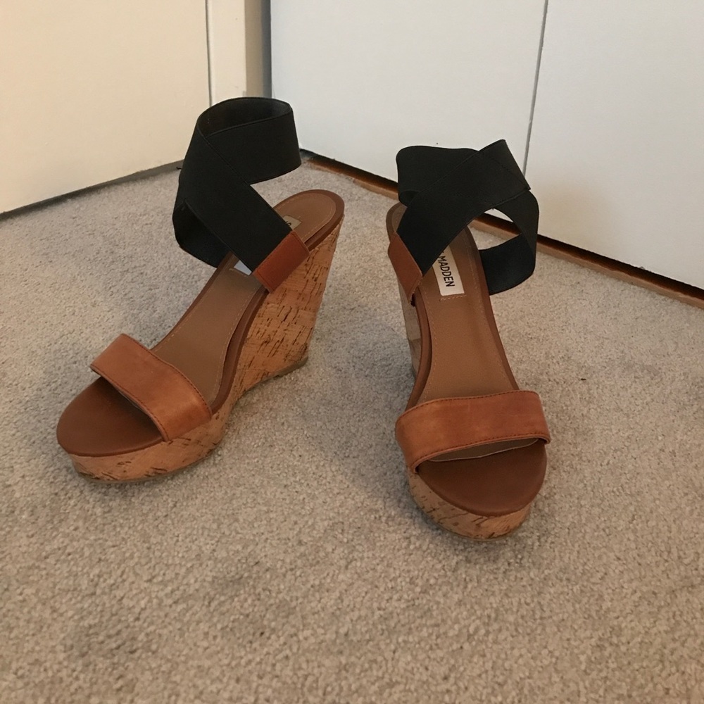 Steve Madden wedges