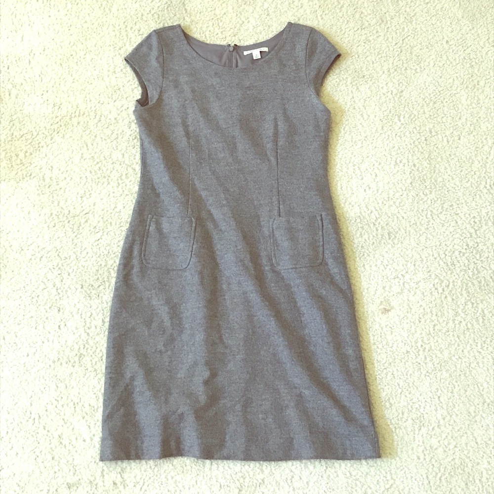 Grey Banana Republic🦋