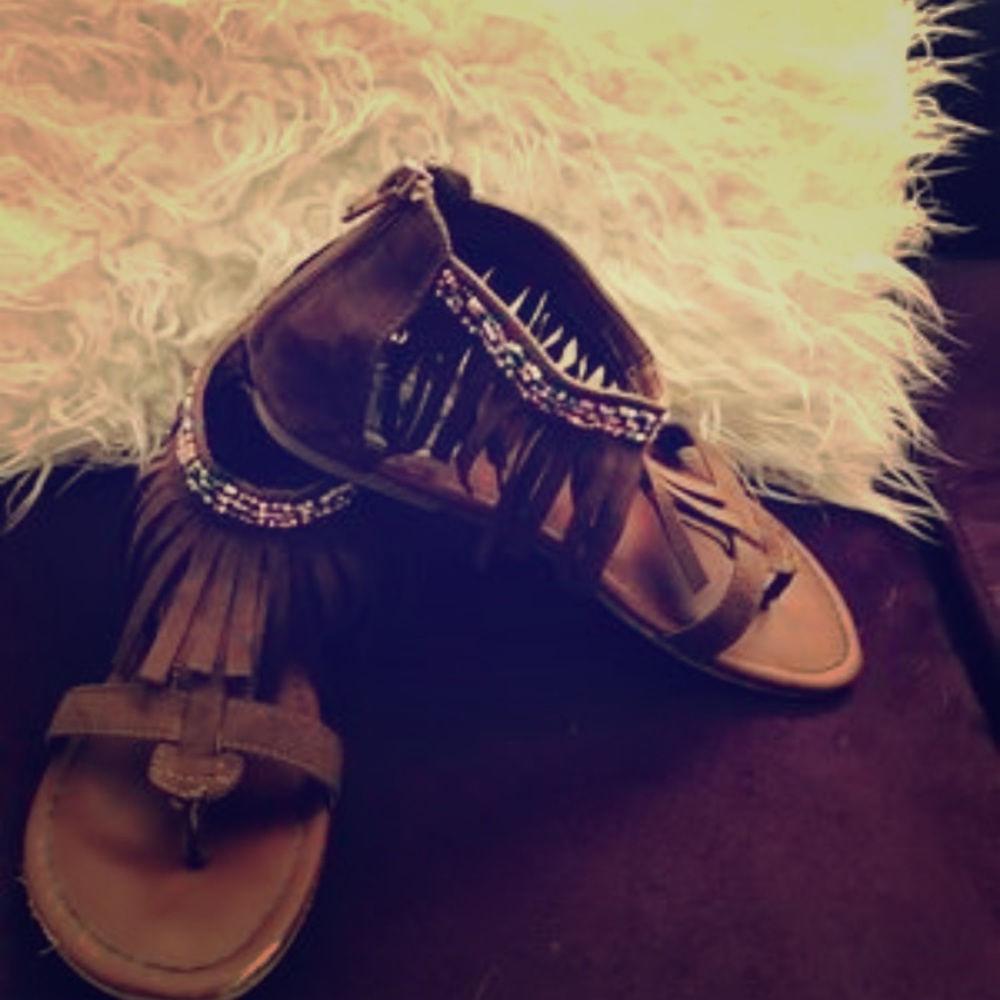 Steve Madden Fun Stylish Sandals!