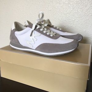 MICHAEL KORS STANTON TRAINER SIZE 8