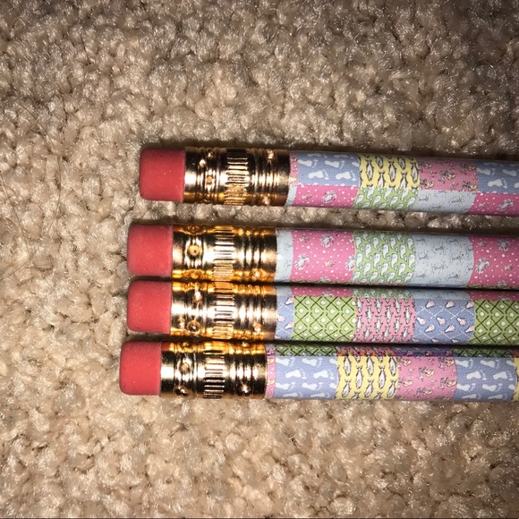 Vineyard Vines Pencils - Picture 3 of 4