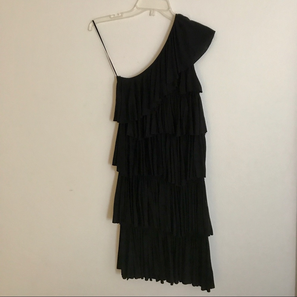 Gorgeous Off Shoulder Ruffle Dress - Picture 3 of 5