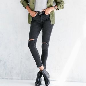 BDG Crop High Rise Twig Jeans Washed Black BDG Crop High Rise Twig Jeans Washed Black