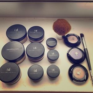 Lot of Bare Minerals loose powders
