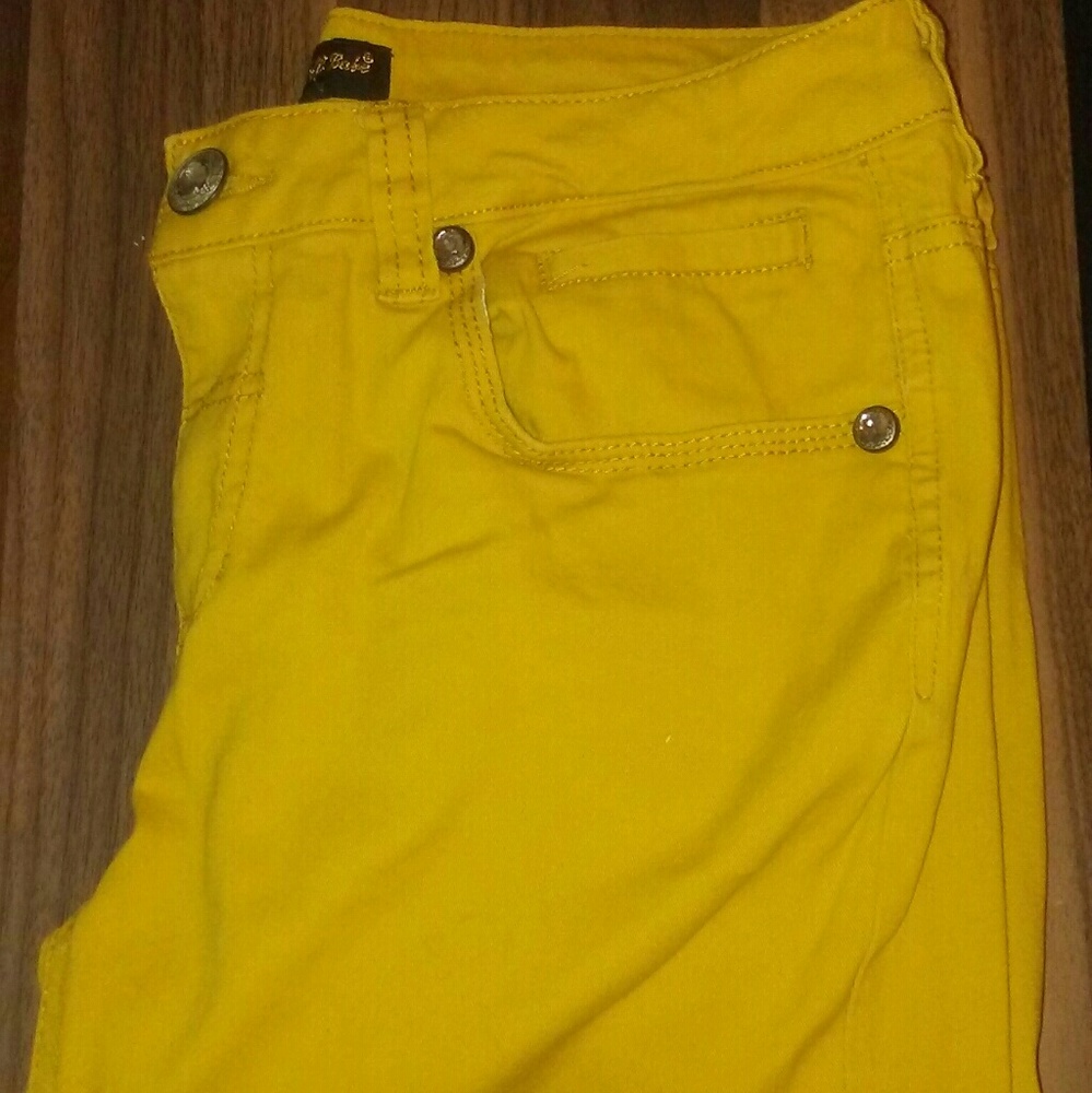 Yellow jeans