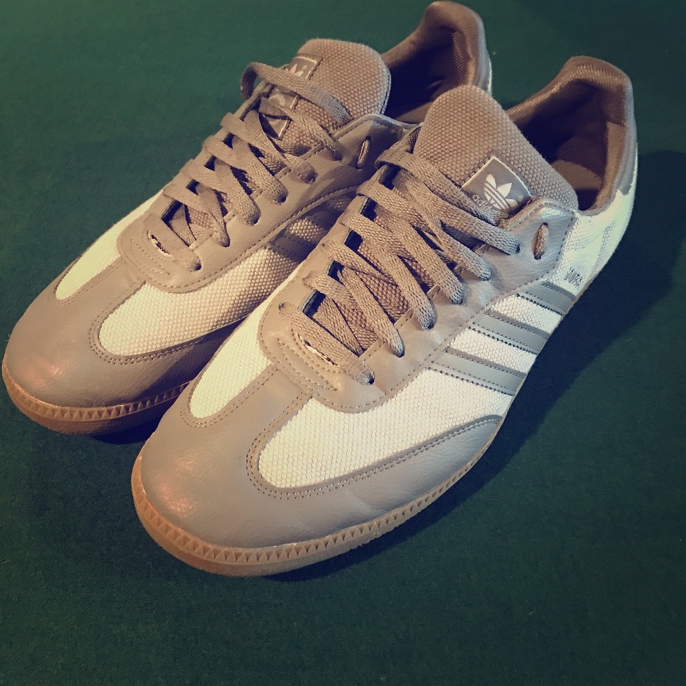 Adidas Samba Size 13. Like brand new!