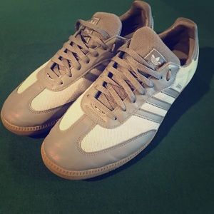Adidas Samba Size 13. Like brand new!