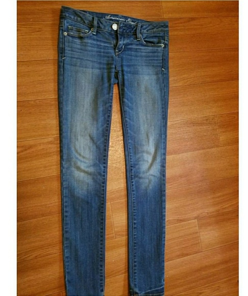 American Eagle Jeans - Picture 1 of 3