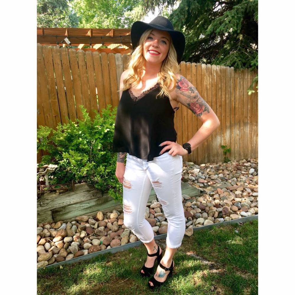 Meet your Posher, Madison