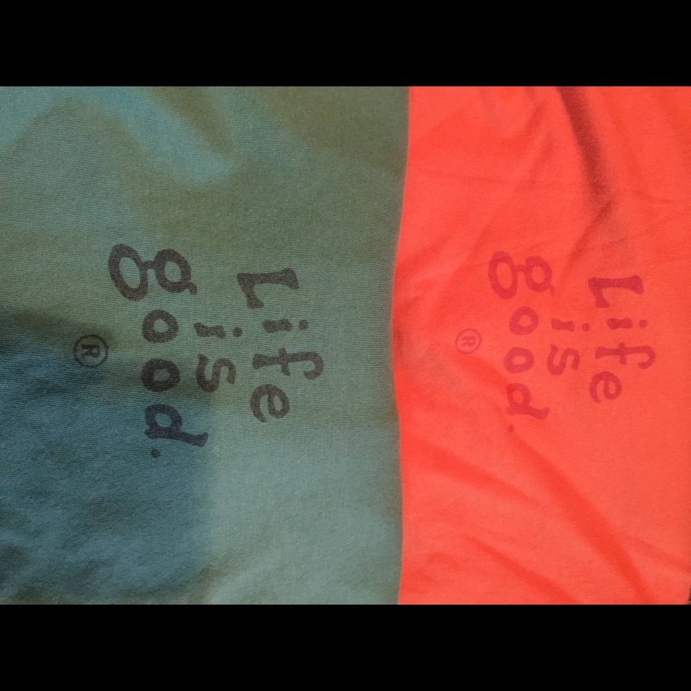 2 woman's crew t-shirts XXL. Used/good condition