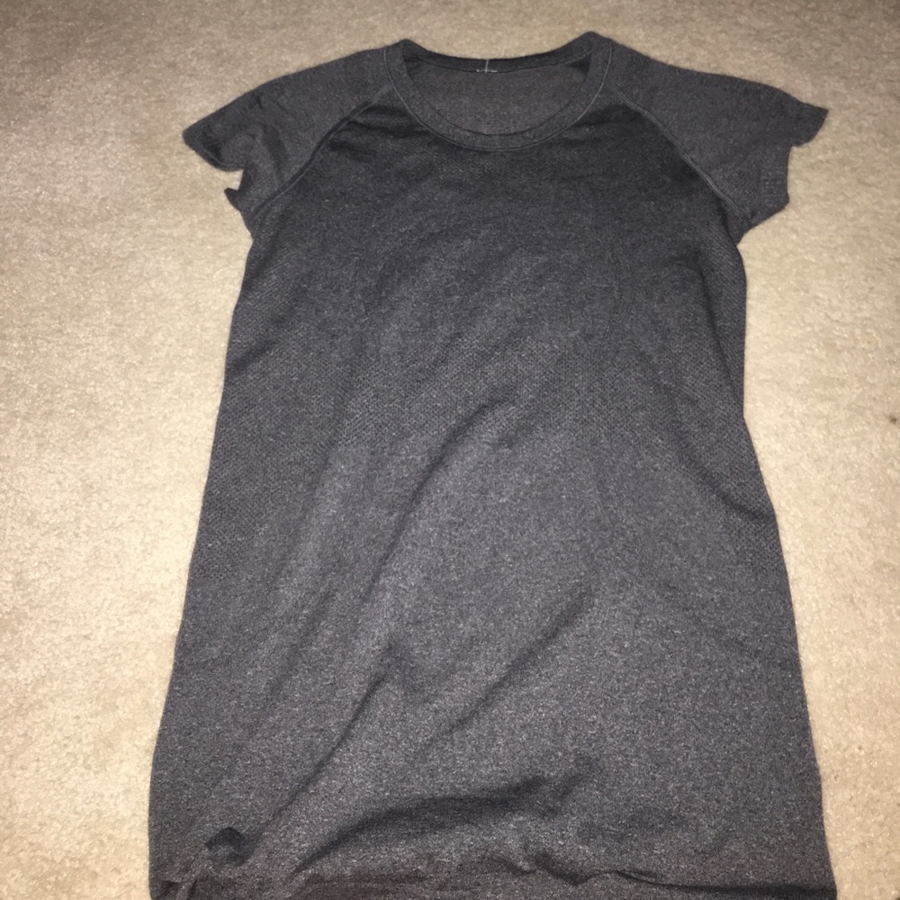 Lululemon swiftly tech short sleeve crew tank